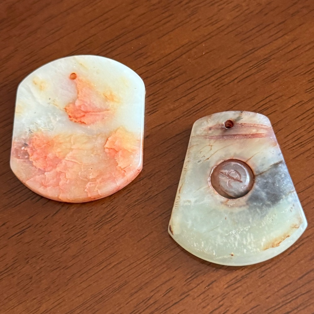 Polished stone jewelry pendants
